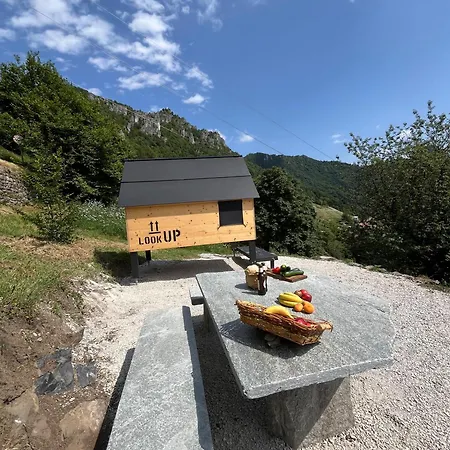 Luxury tent Starsbox Delle Stelle, Santa Croce Ospitar